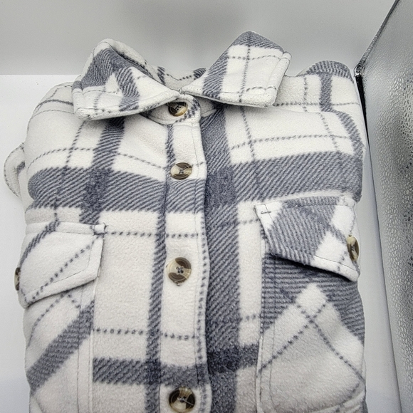Sage Women S/CH Plaid Super Plush Sherpa Lined Fleece Shirt Jacket White Gray - Picture 13 of 13